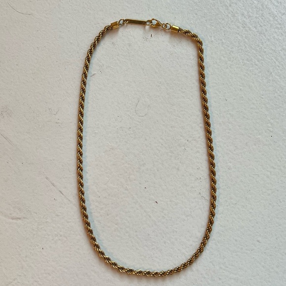 Mejuri Double Twist Rope Chain in Gold 18K Gold Vermiel 18 Inches - Picture 2 of 2